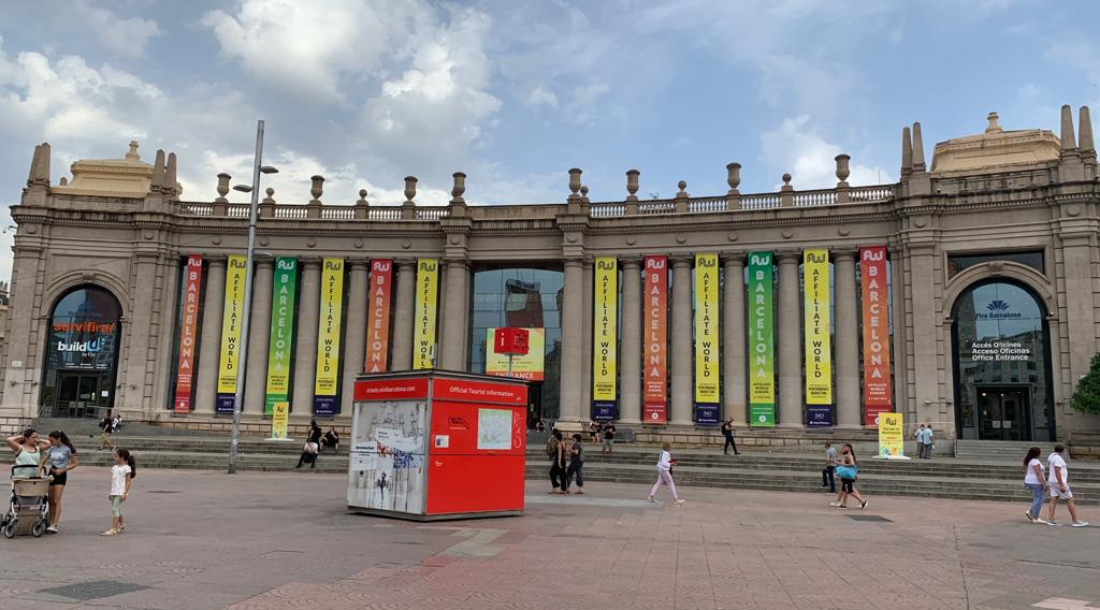 арбитражная конференция AWE в Барселоне обзор от yep ads